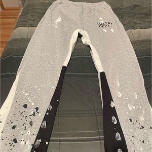 Gallery dept flares sweats pants with paint